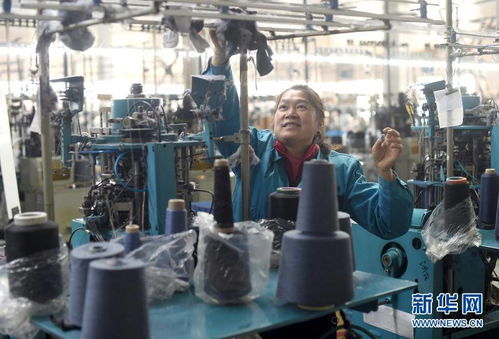 浙江諸暨 紡織外貿企業(yè)趕訂單